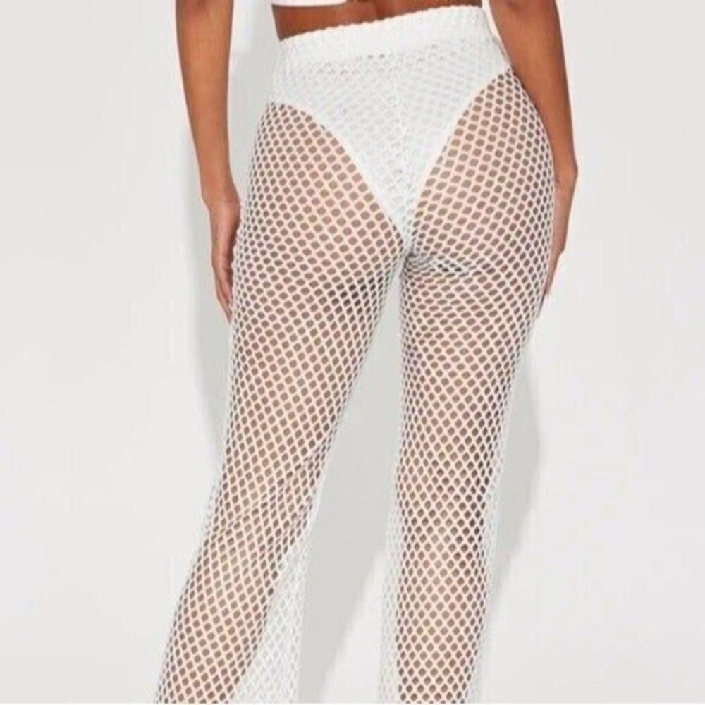 White Fishnet High Rise Flare Cover Up Pant Size L‎ RefM012